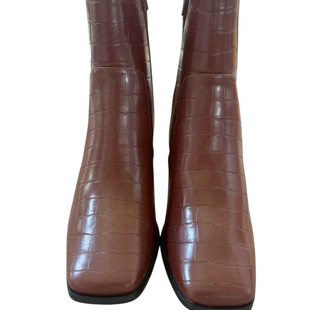 Nordstrom Lisa Vicky Brown Heeled Boots with Croc Texture - Picture 6 of 8